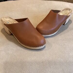 Lotta, Swedish Classic Clogs, Wood Sole, Oiled Nubuck Leather, Brown, Size EU 42
